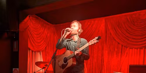 Ryan Sterling at the Merri Creek Tavern with Tinker, Taylor, Turns