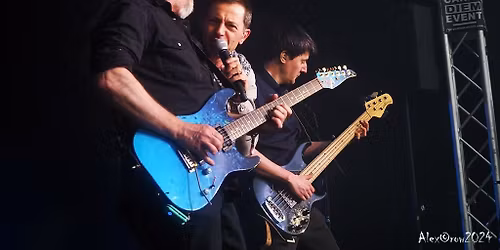 The Minds \u00e0 Faut Qu'\u00e7a Bouge