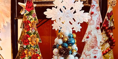 Coastal Joy Christmas Tree