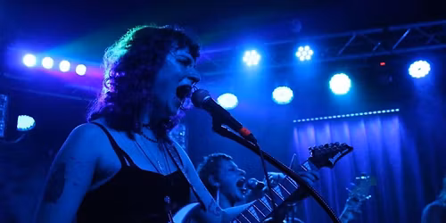 Caged Chaos: Grrls To the Front