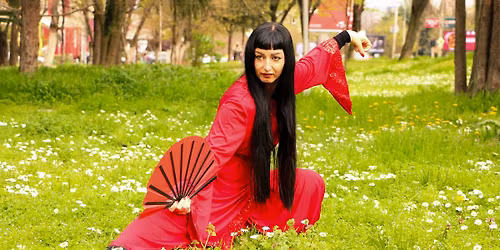 \u041e\u0442\u0432\u043e\u0440\u0435\u043d \u0447\u0430\u0441 \u043f\u043e \u0412\u0443\u0448\u0443 (\u043a\u0443\u043d\u0433 \u0444\u0443)