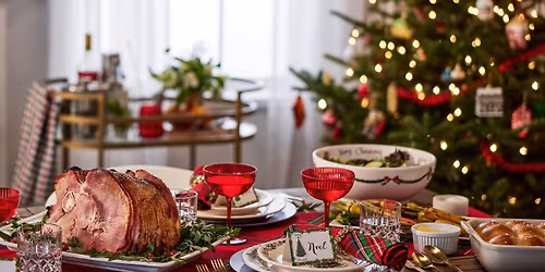 Feeding the 5000 Christmas dinner