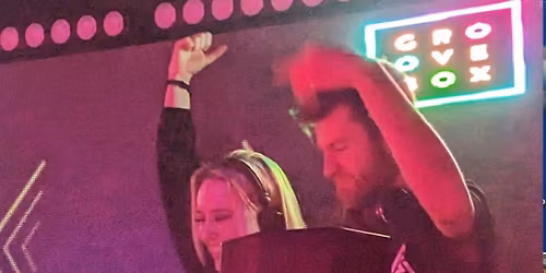 TOM WALTON DJ - CHRISTMAS EVE