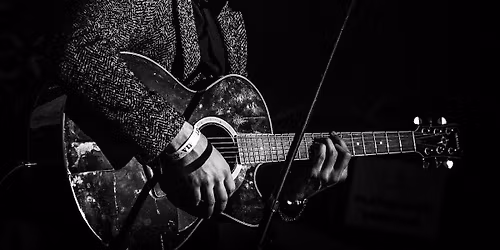 New Years Eve at The Market - Amish Darr