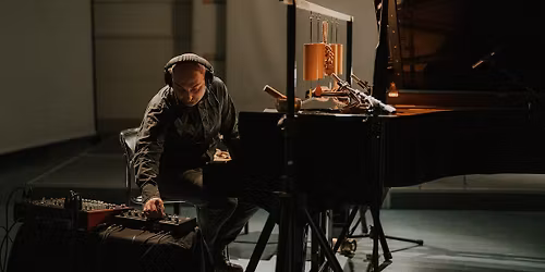 FLYING - CONCERT OF Tsvetan Momchilov