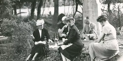 Dining with the Dead Community Picnic