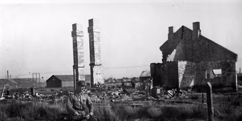 V\u00e4est\u00f6nsuojelup\u00e4\u00e4llikk\u00f6 ja sota-ajan Pori 