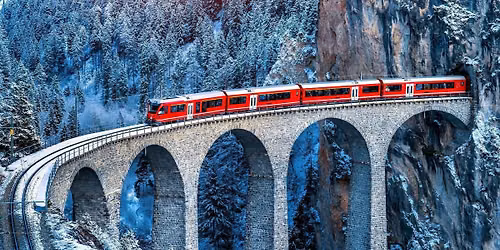 Milan: Bernina Train Guided Tour - Daily