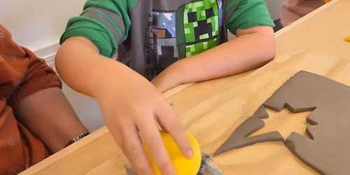 Little Hands Pinch-Pot Pumpkins 