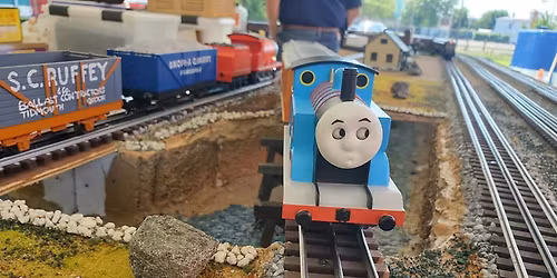 Sunrise Hi Railers Train Display at The Shoppes