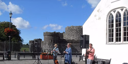 Miv, Kev and Dave Live at Castle Square, Beaumaris