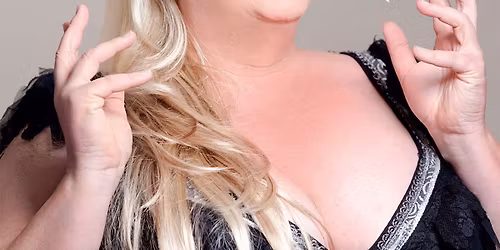 B\u00fcrstadt: Daphne de Luxe "Geduldsproben" im B\u00fcrgerhaus