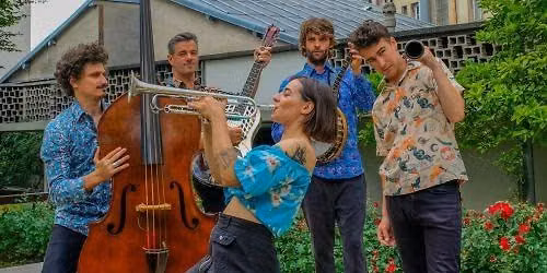 Sommerwiese: Mama Shakers