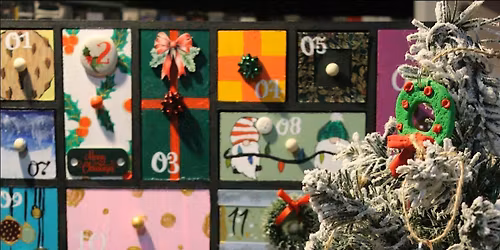 Creative Advent workshop for family festive crafting