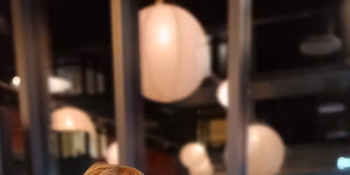 FL\u00d8R p\u00e5 People Like Us Beer Bar