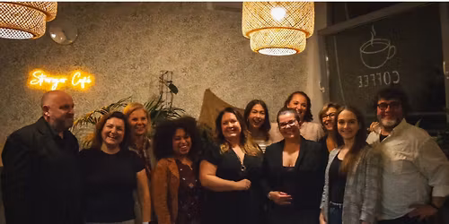 Sz\u00ednpadra Hangolva @ Tan\u00edtv\u00e1nyok kar\u00e1csonya a Stranger Caf\u00e9ban