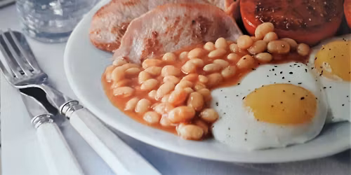 Breakfast Club at Old Oaks