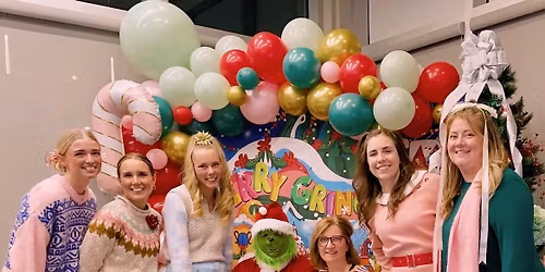 WhoVille Dental - Photos with the Grinch!