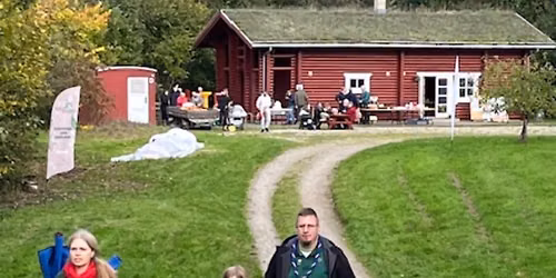 \u00c6BLEDAG - \u00c5BENT HUS 