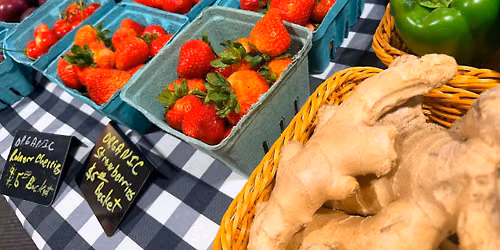 Troutdale Indoor Farm Market