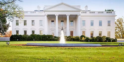 Washington DC: Monuments Self-Guided Walking Audio Tour