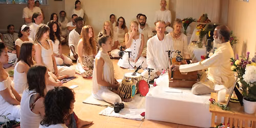 Sunday Evening Satsang @ Yogi Hari's Ashram