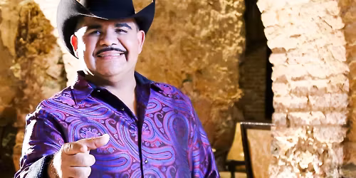Chuy Lizarraga y Su Banda Tierra Sinaloense, Grupo Laberinto in Rosemont