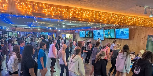 Wed Line Dance Lessons @Wagon Wheel