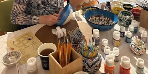 Painting Classes Hervey Bay: Ceramic Plates & Bowls