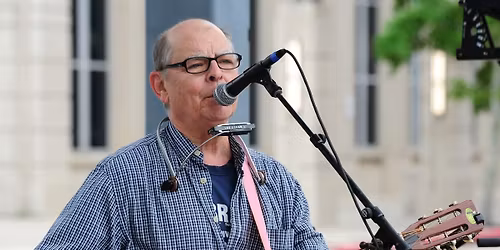 Shannon "Bayou" Williford at Hattiesburgers!