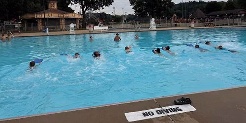 Quaker Swim Camp