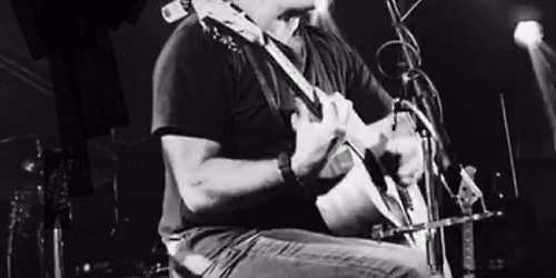 Mick Fernandez at Dicey Riley's