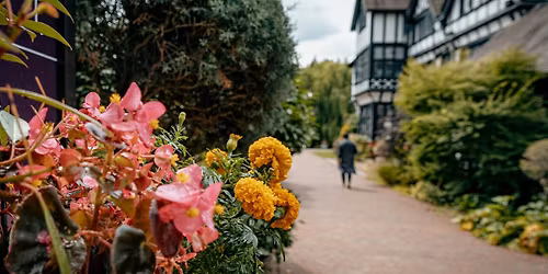 Bus service to Bhaktivedanta Manor Hare Krishna Temple