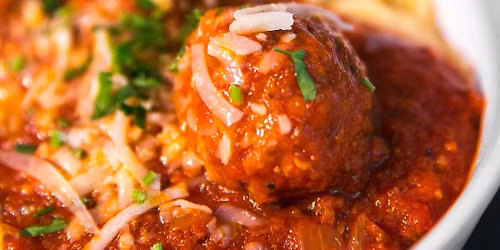 Nonna's Kitchen | Spaghetti & Meatballs