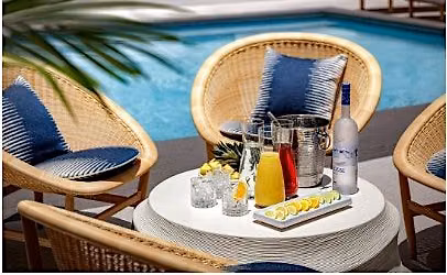 Skyline Sips at Altira Pool + Lounge