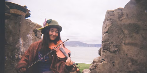 Live Irish & Bluegrass on the Durty Nellies Rooftop
