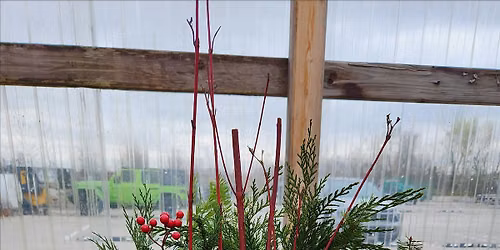Winter Porch Pot - Sun 11\/29