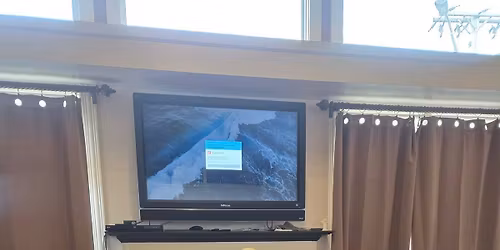 Rockin at the Risen- Open Mic Night 