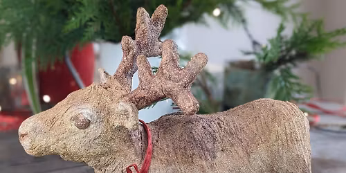 SCULPT A CHRISTMAS REINDEER