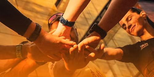 3. urodziny Biegacze Stu Most\u00f3w #157 \ud83c\udf09 Grupowy bieg po centrum Wroc\u0142awia