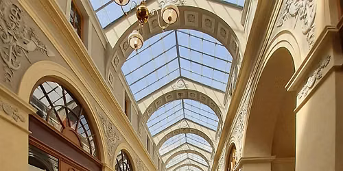 Balade comment\u00e9e : Les passages couverts du quartier du Palais Royal