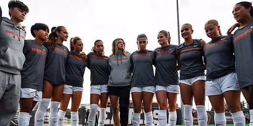 Parking South Dakota Coyotes at Wyoming Cowgirls Womens Basketball