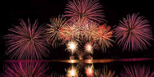 Grand feu d'artifice de la Vall\u00e9e Bleue