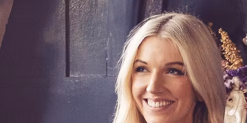 Harriet - Trying To Get The Feeling Again at Arlington Music Hall