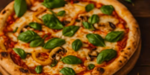 Pizza & Bissee à la Pikkulintu & Basilios