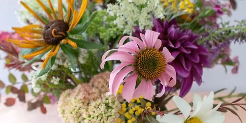 Flower Arranging Class, Make A Stunning Flower Arrangement