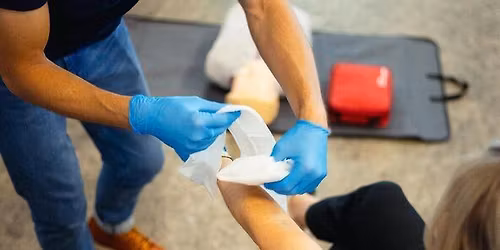 Emergency First aid ( 1 DAY COURSE )  Belfast 