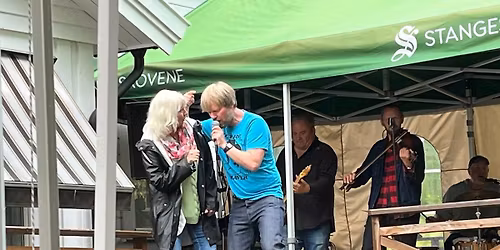 Langbr\u00e5tastock 2026: Hele Onkel Tuka i parken.