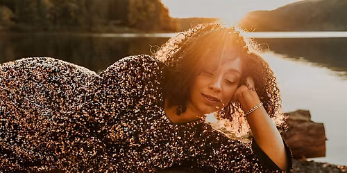 Sunset Concerts - Krystle Dos Santos