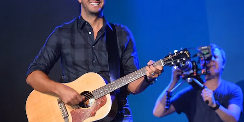 Luke Bryan Tickets
